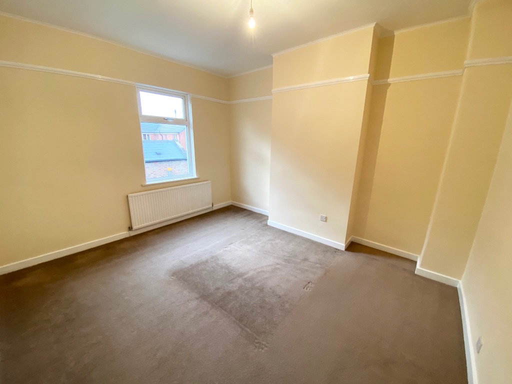 o_1elq6ucat1cmr1muj1oqcqbo1q5m1f